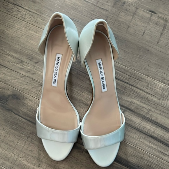 Manolo Blahnik Women’s Pumps - Picture 1 of 6